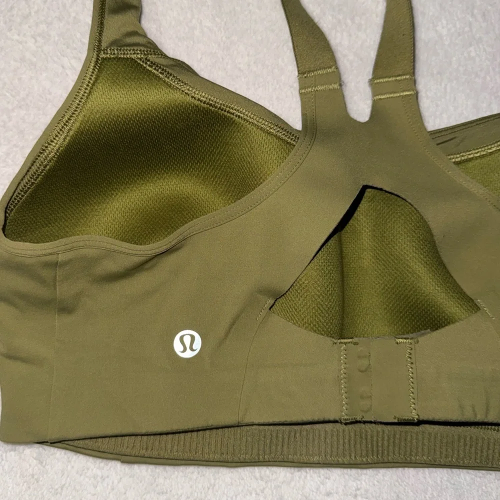 lululemon all powered up bra Olive Green Sports Bra
